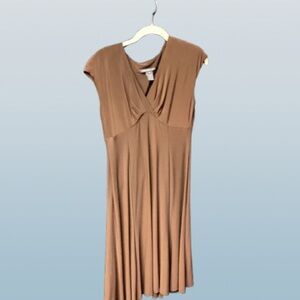 Jones Wear Brown Maxi Dress with V-Neck and Cap Sleeves